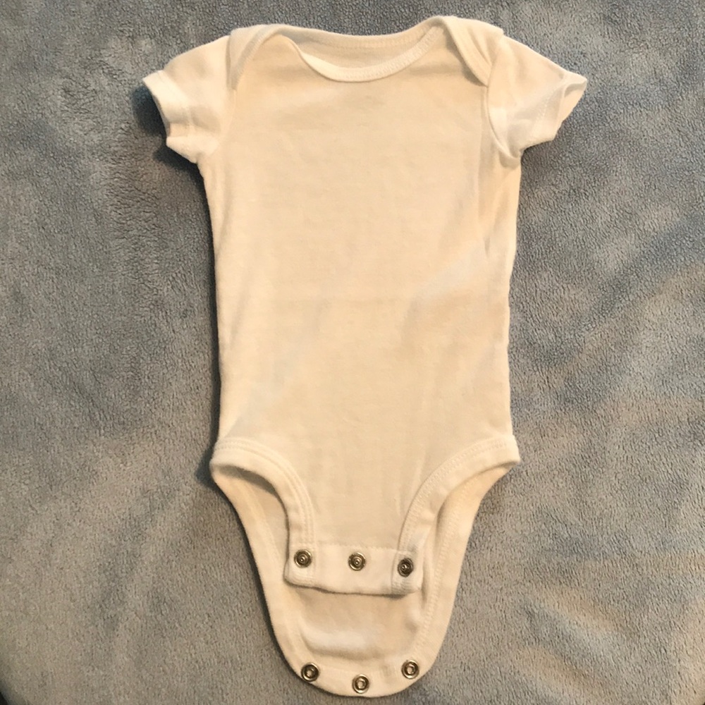 Baby bodysuit